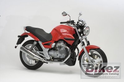 2010 Moto Guzzi Breva 750 photo